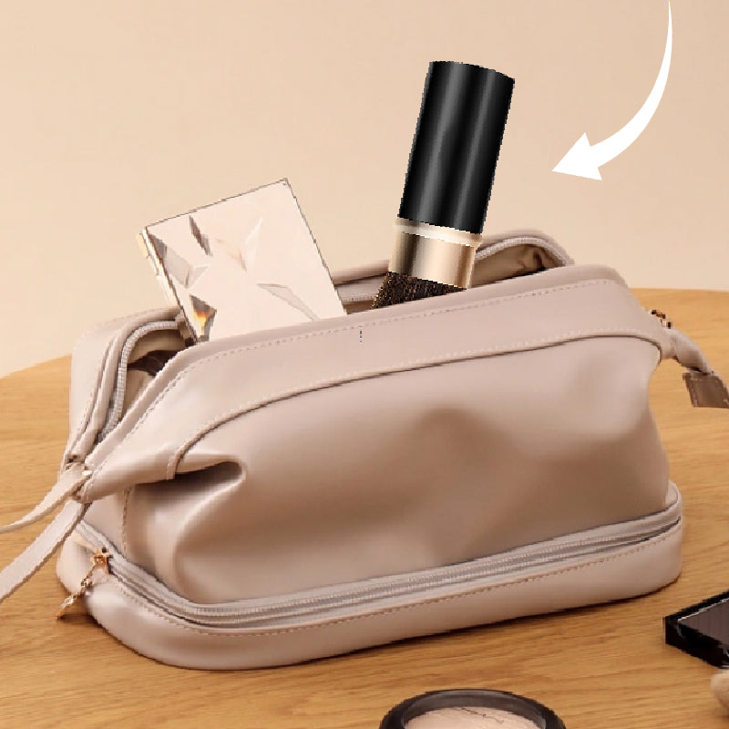 Versatile & Retractable Makeup Brush for Blush and Powder